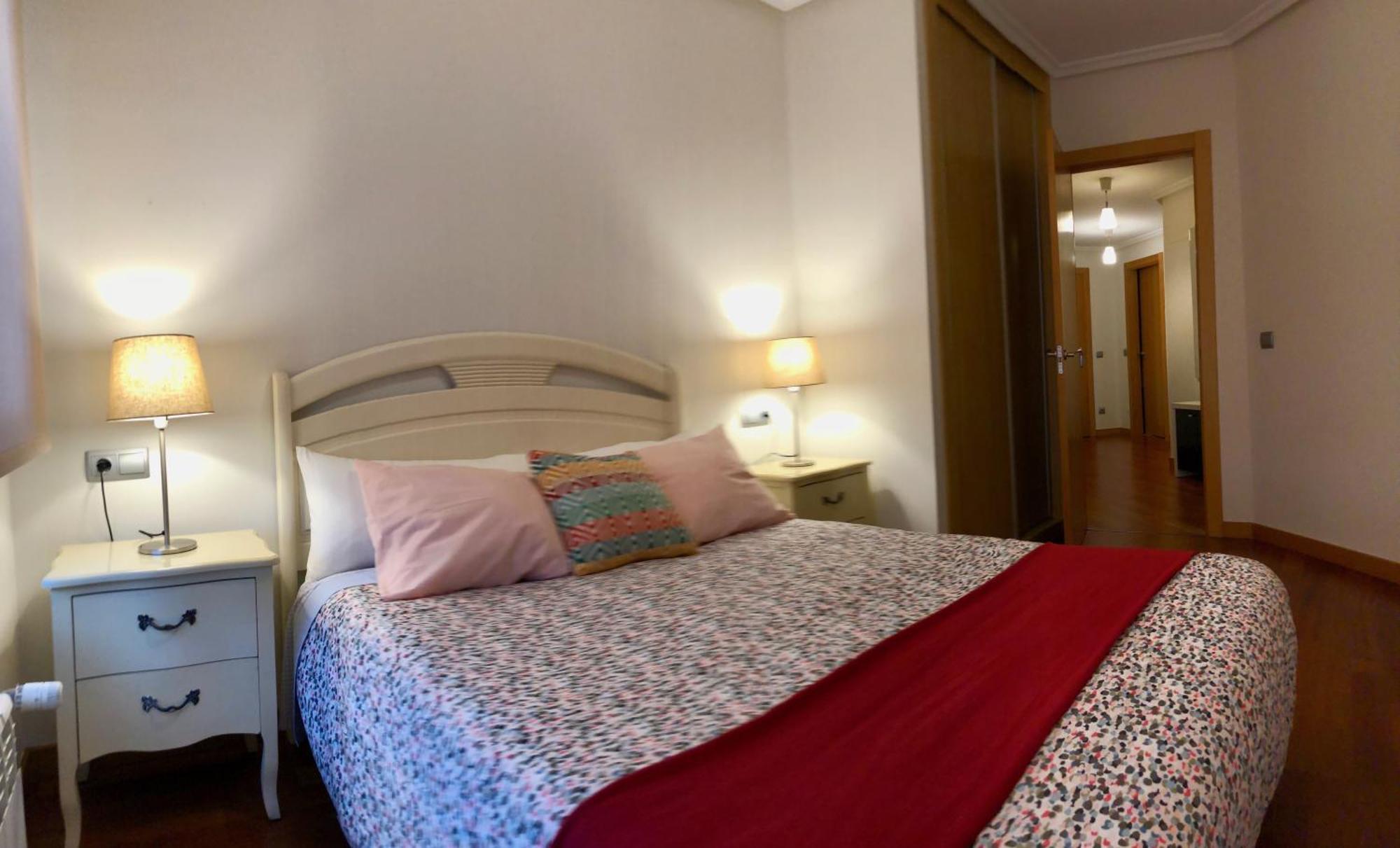 Apartamento Europa Jardin Οβιέδο Εξωτερικό φωτογραφία